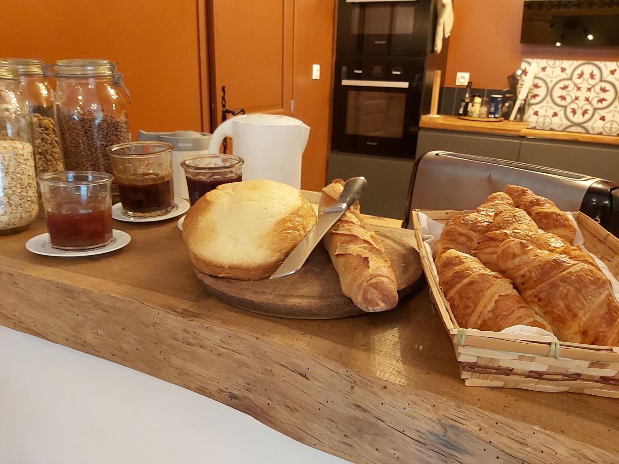 La Bastide Cardan Hotel Saint-Sulpice-de-Pommiers Eksteriør billede